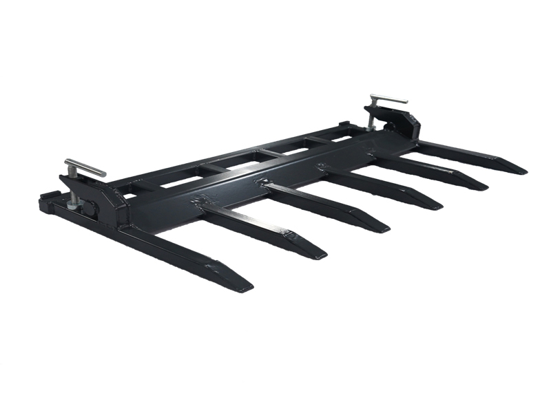 L'attachement des fourches de tracteur pour seau - Votre arme secrète pour la compensation de débris sans effort