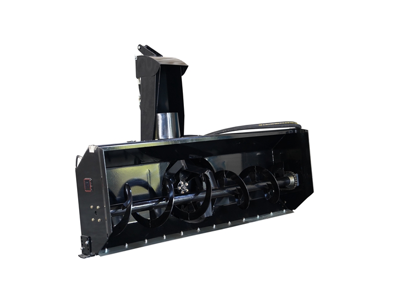 Prêt pour l'hiver : Souffleuse à neige hydraulique pour chargeuse compacte — Conçue pour projeter, conçue pour durer