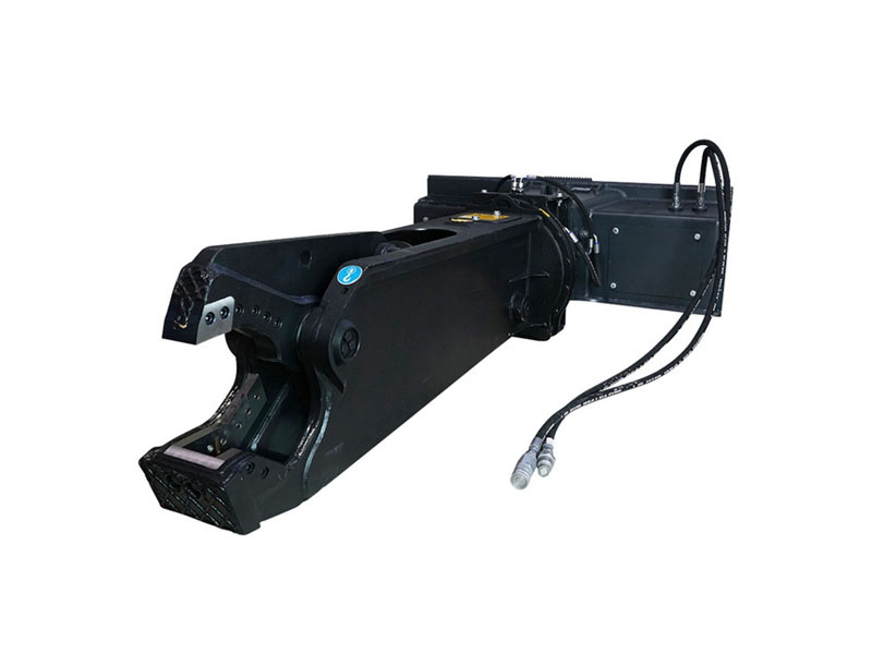 Cisailles à ferraille pour chargeuse compacte avec rotation à 360° — Une solution professionnelle pour la découpe et la démolition des métaux