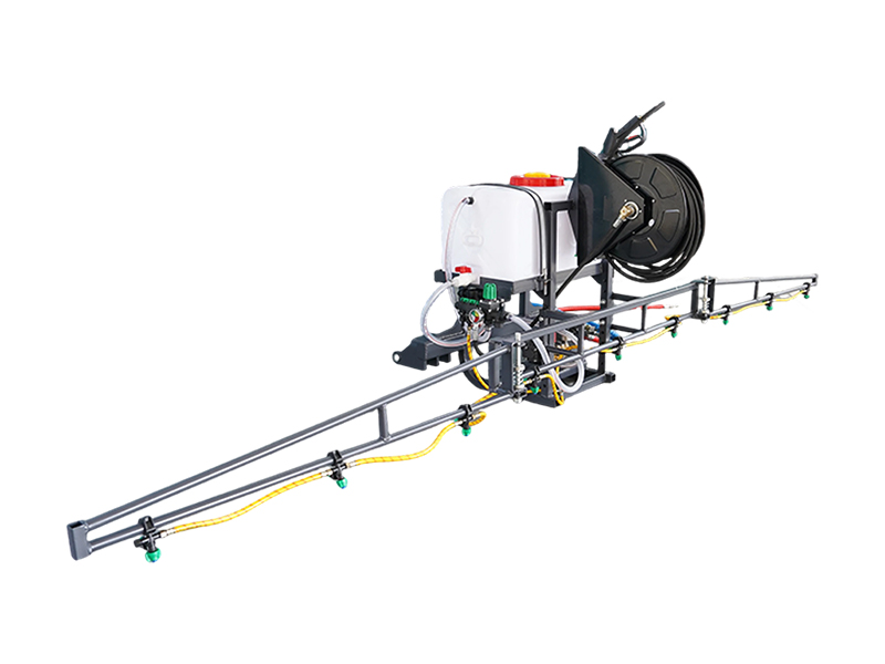 Dompter les grands champs : découvrez le « cheval de trait » hydraulique