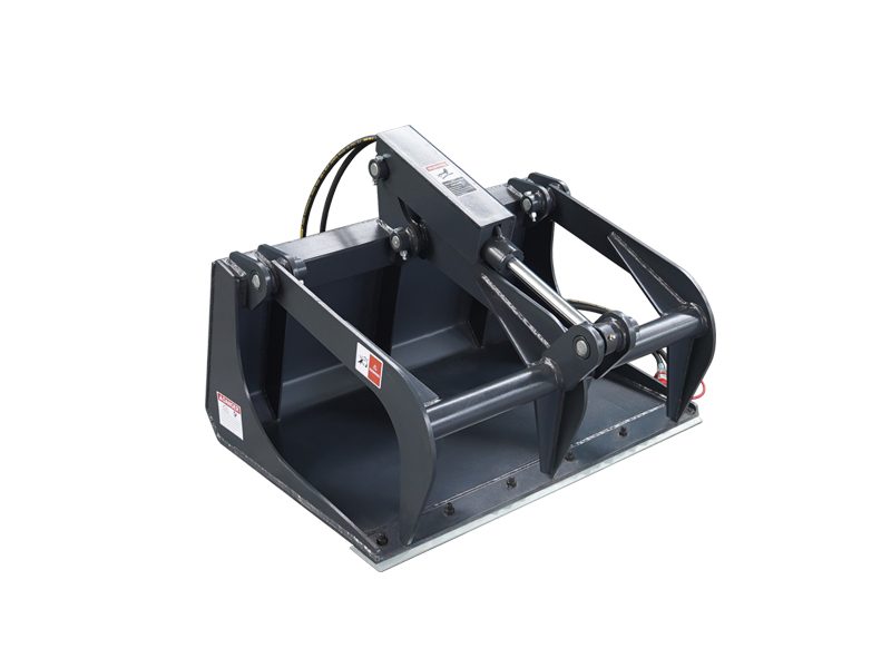 Maîtrisez le nettoyage en toute confiance : découvrez le mini-grappin à godet lisse pour chargeuse compacte