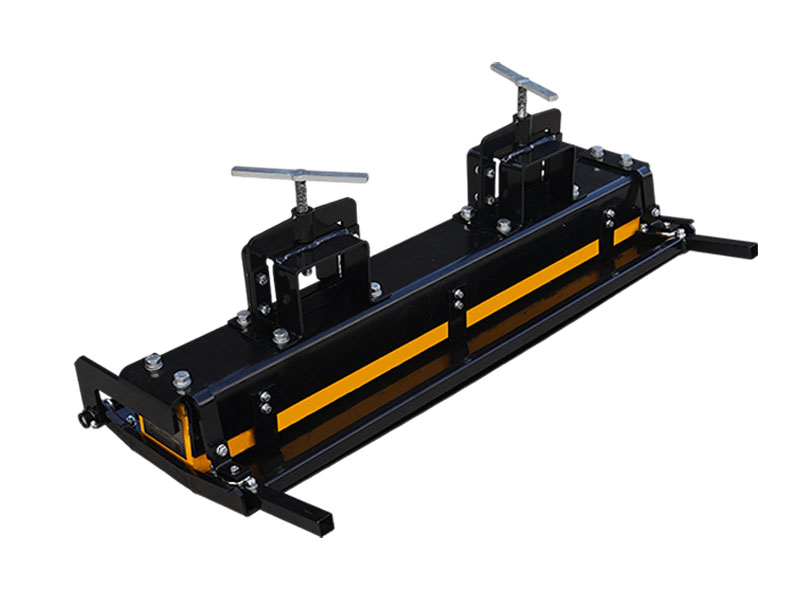 Balayeuse magnétique pour chariot élévateur